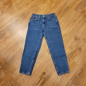 Topshop Mom jeans size 26x28 petite